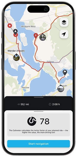 Smartphone-Display unseres Motorrad-Routenplaners mit fertiger Tour – starte die Motorradnavigation auf Knopfdruck und genieße kurvige Straßen in schönen Landschaften.
