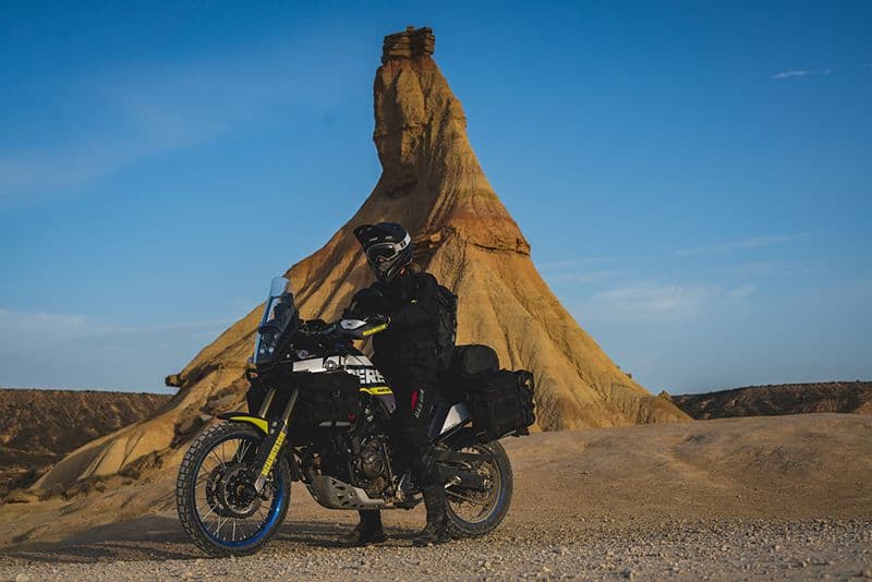 r-35-211126-mulet-cycle-desert.jpg